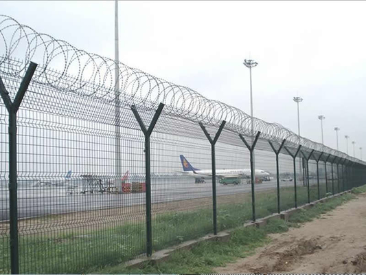 Анти- сваренная корозией ячеистая сеть ограждает Pvc высоты 2.5m покрытый для аэропорта