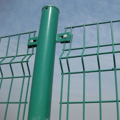 Гальванизированная стальная загородка ячеистой сети 3D с квадратным зеленым цветом столба RAL 6005